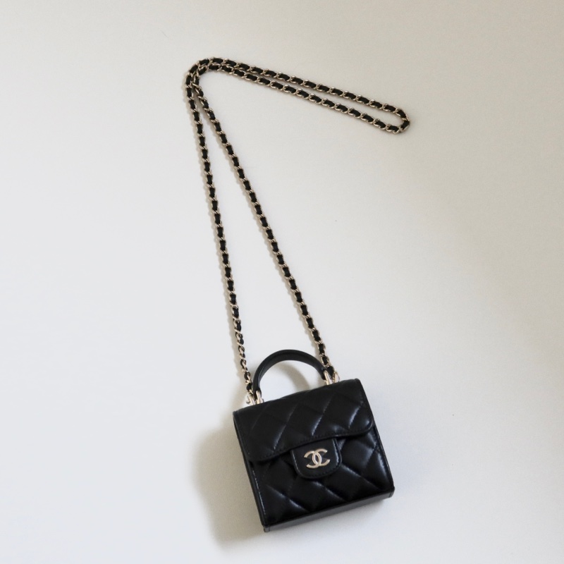 Chanel黑金羊皮迷你提把鏈子小包-0