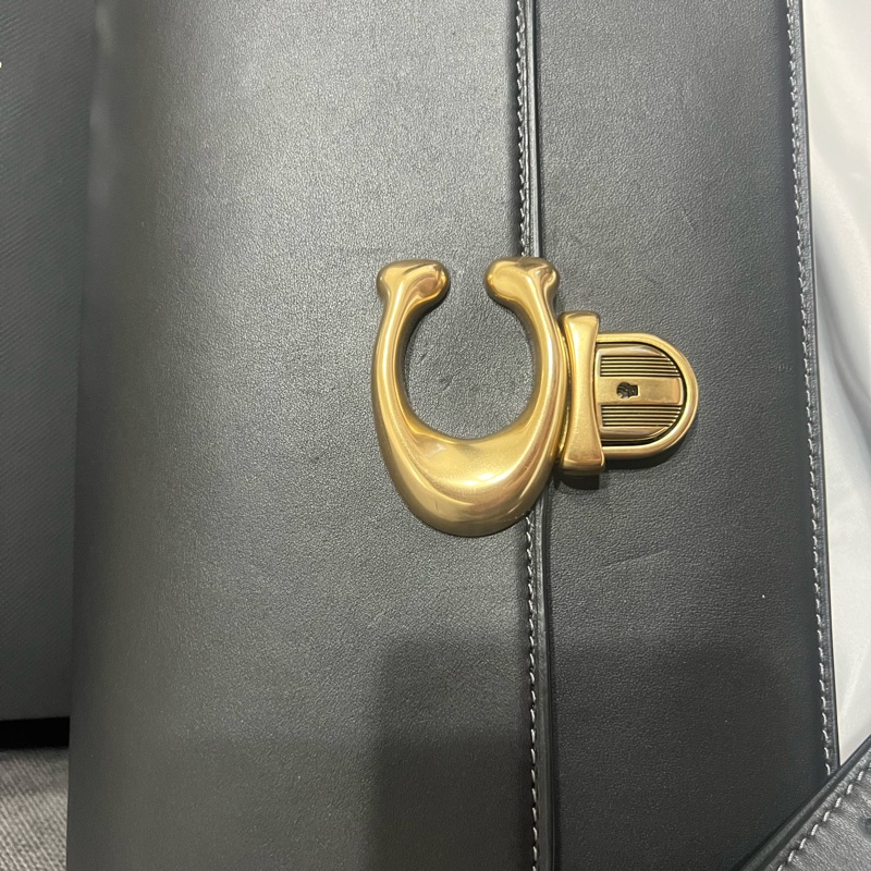 coach studio 25 肩背包 側背包 黑色 棒球手套鞣製皮革 單肩背包-10