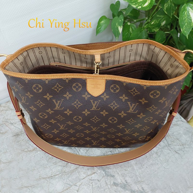 LV Delightful 🎀現品實拍 🎀 PM M40352 肩背包~二手9約成新-11