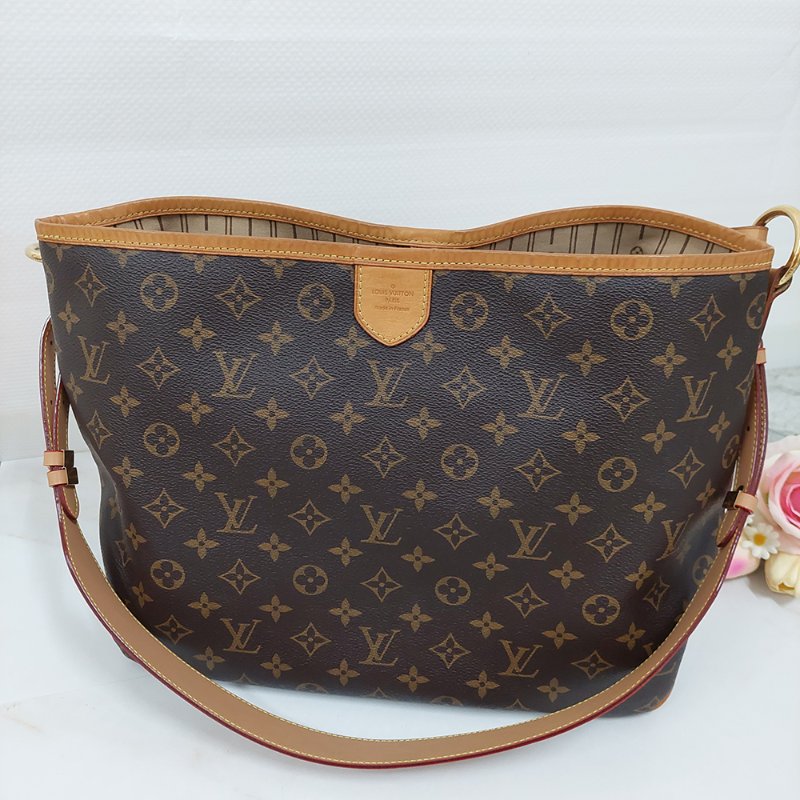 LV Delightful 🎀現品實拍 🎀 PM M40352 肩背包~二手9約成新-12