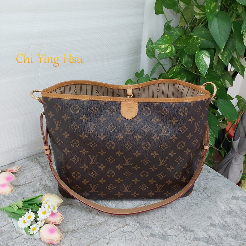 LV Delightful 🎀現品實拍 🎀 PM M40352 肩背包~二手9約成新-14