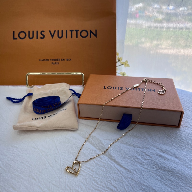 Louis Vuitton Fall in love 愛心項鍊-1