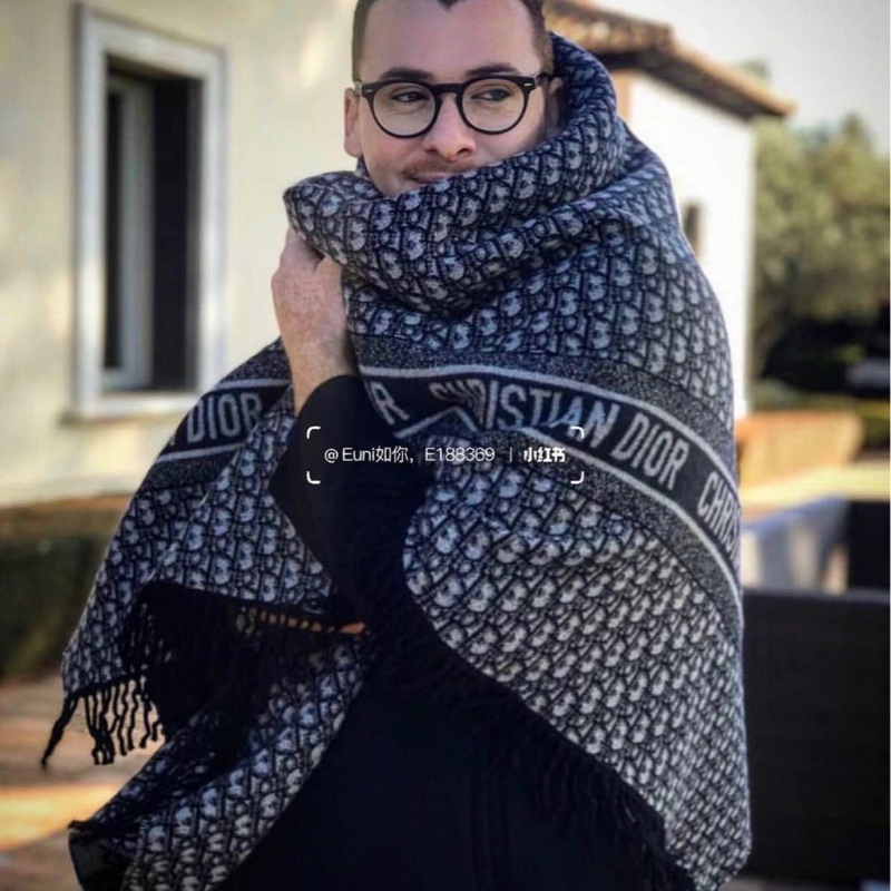 DIOR 新款 經典老花 LOGO超大條 客什米爾 披肩 蓋毯 閒置 近原價八萬多 割愛49800🤎🤎🤎-5