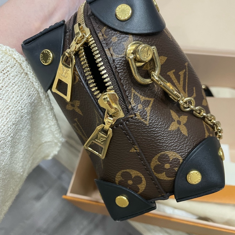 LV Petite Malle Souple mini行李箱包-15