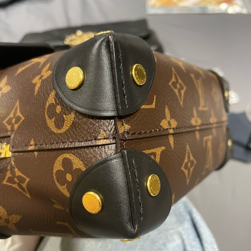 LV Petite Malle Souple mini行李箱包-18