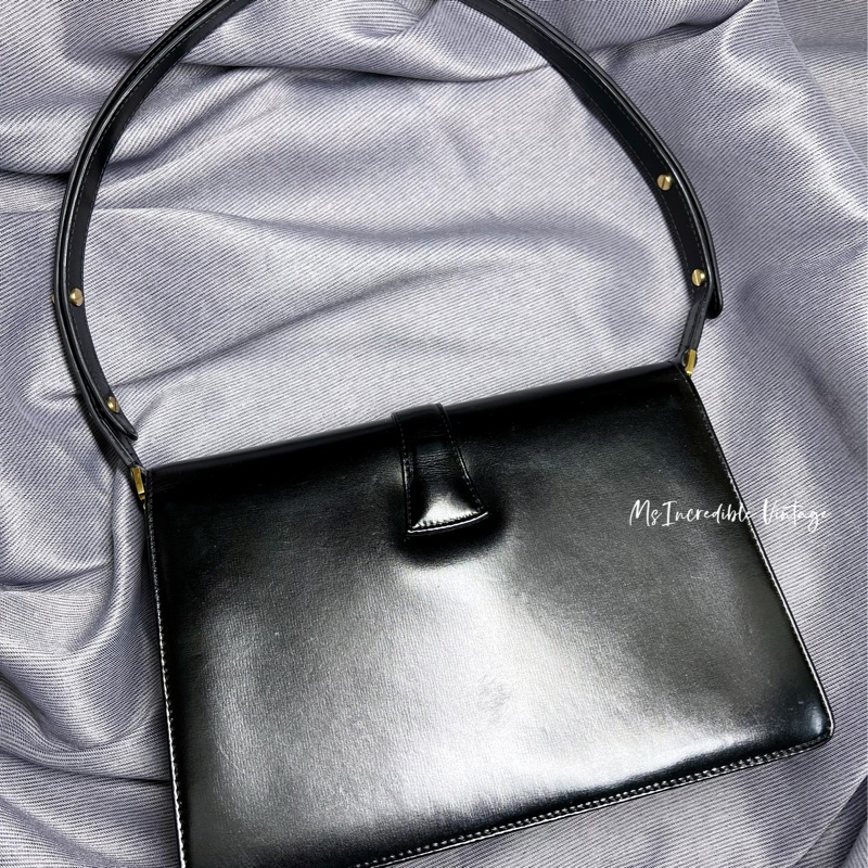 Celine黑金小馬車扣腋下包-1