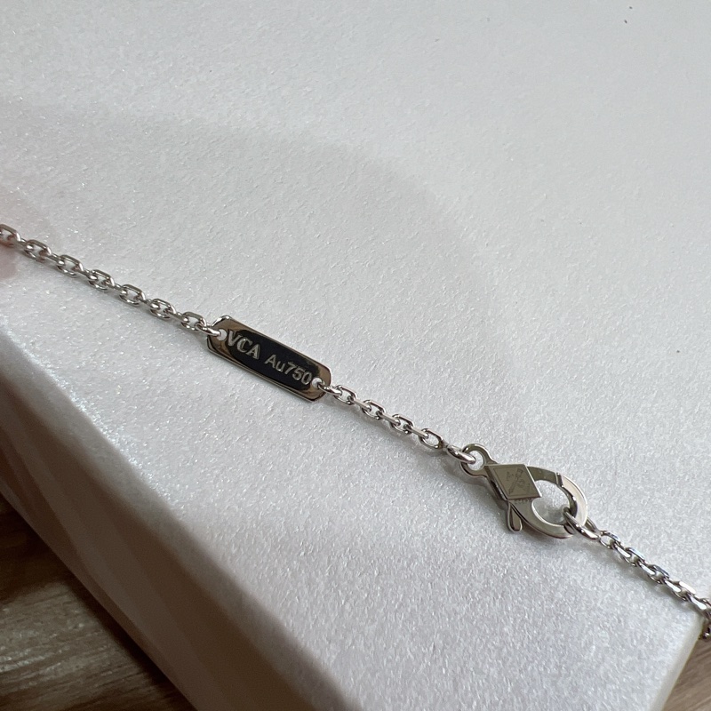 Van Cleef & Arpels梵克雅寶2022聖誕節限量真鑽項鍊-8