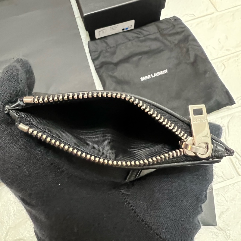 YSL Saint Laurent Logo皮夾短夾-12