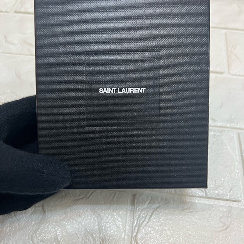 YSL Saint Laurent Logo皮夾短夾-22
