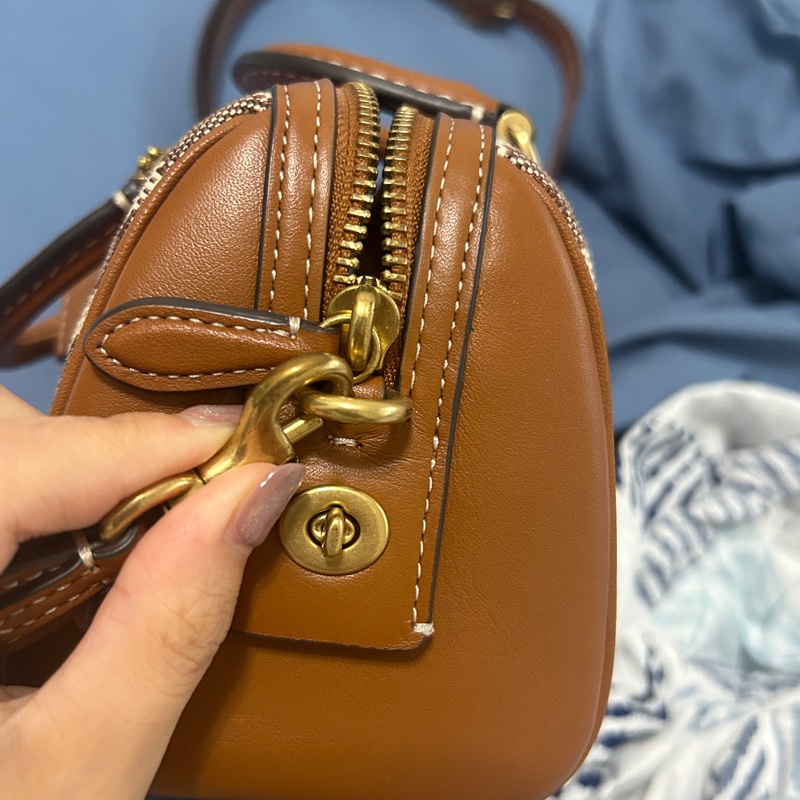 coach蔻馳CA115棕老花波士頓包-21