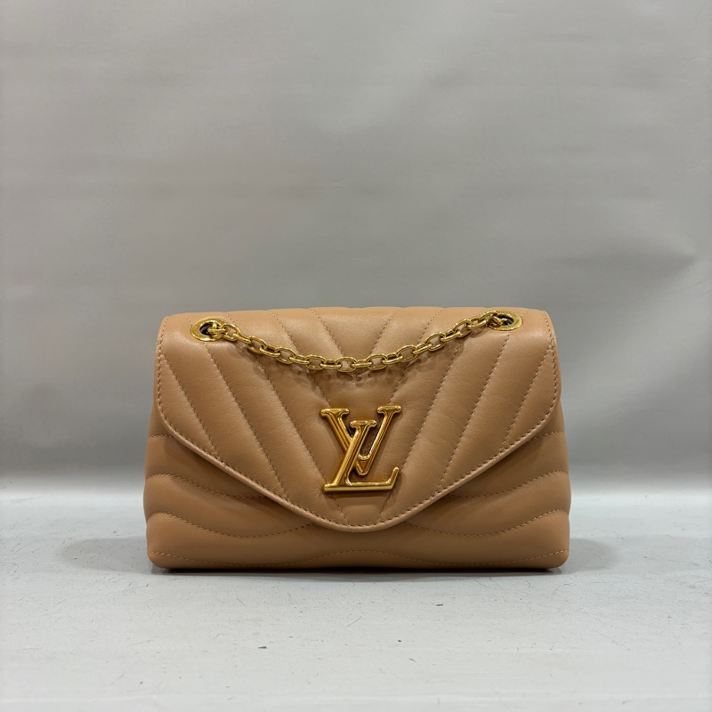Louis Vuitton M22212奶茶色牛皮金鍊New Wave斜背包-27