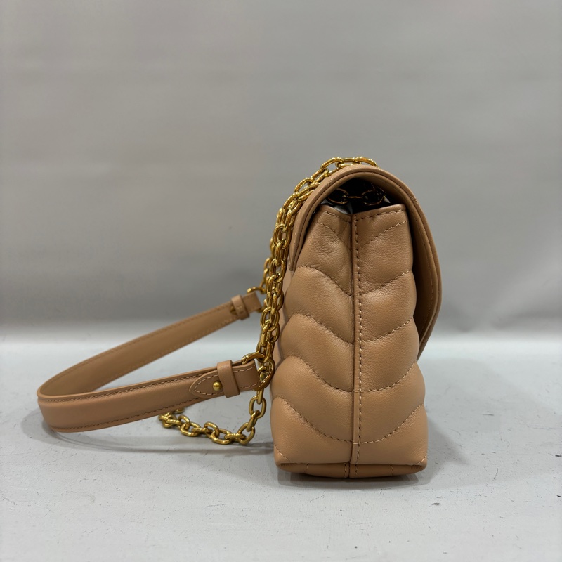 Louis Vuitton M22212奶茶色牛皮金鍊New Wave斜背包-1