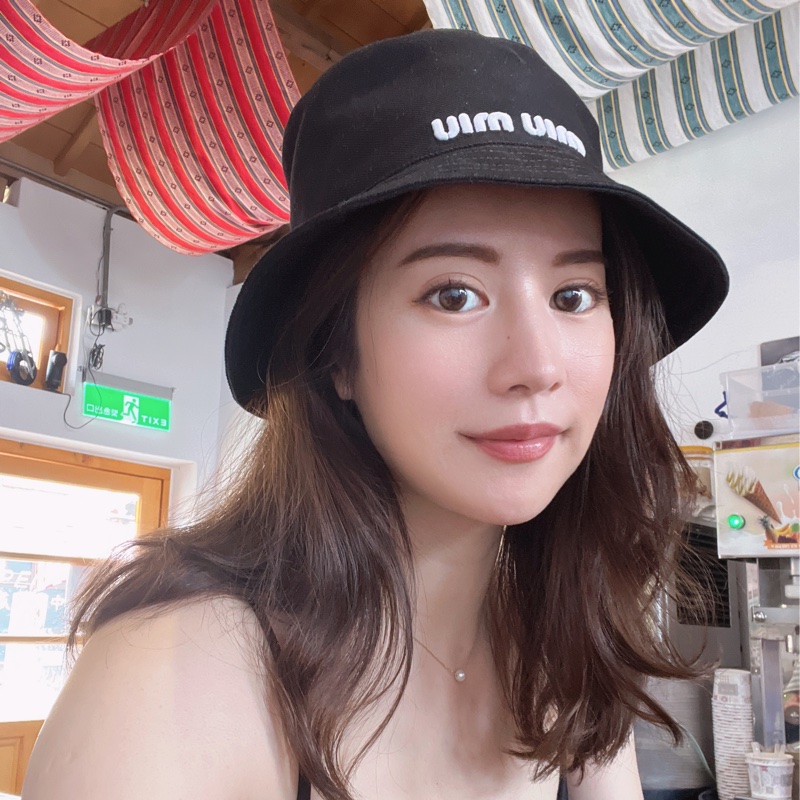 miu miu 字母刺繡斜紋棉布漁夫帽(黑色)-1