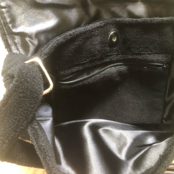 Chanel 全新毛巾包(全黑)-10