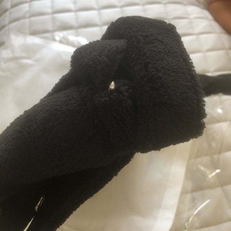 Chanel 全新毛巾包(全黑)-14