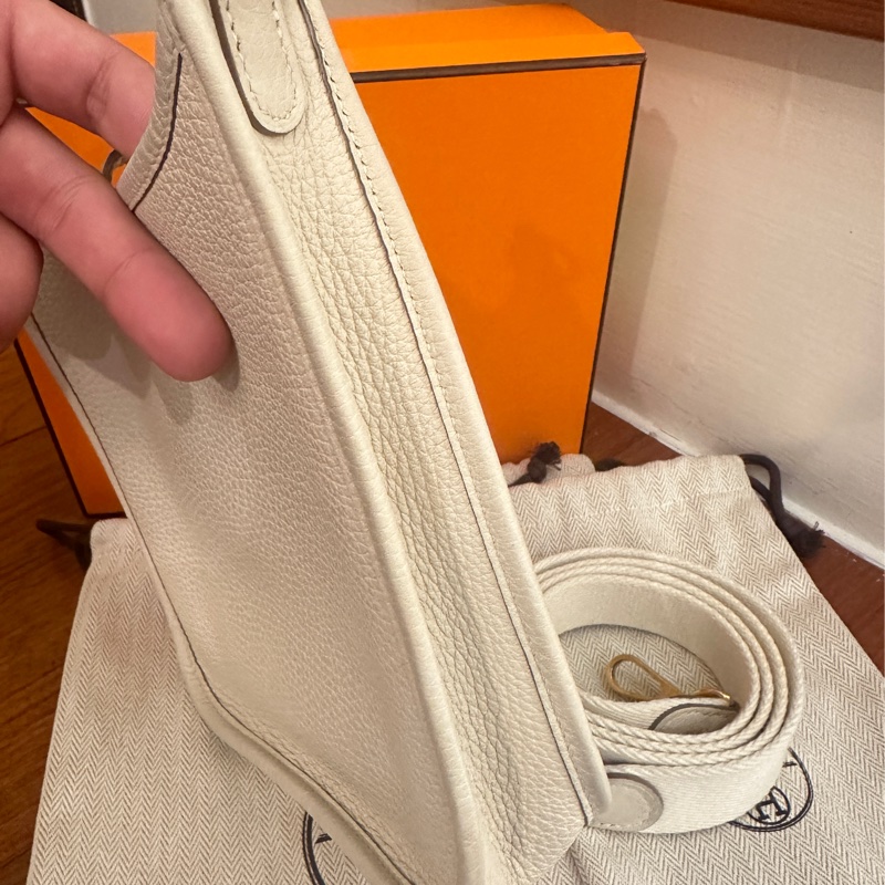 HERMES 象牙白金釦Mini Evelyn-3