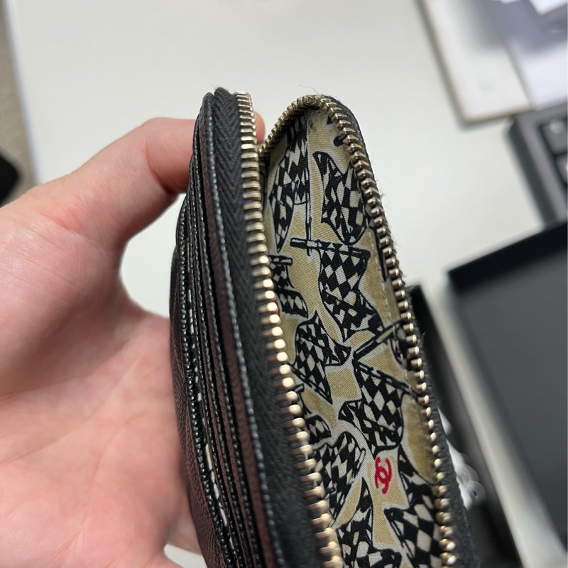 Chanel  吐司零錢包荔枝牛皮23C賽車款-17