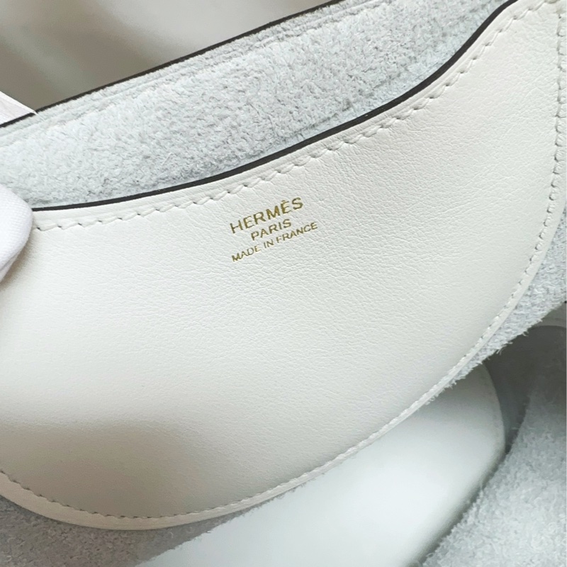 ❌已售❌ Hermes in the loop 18 new white (豬鼻子菜籃子) 新白色 金-3