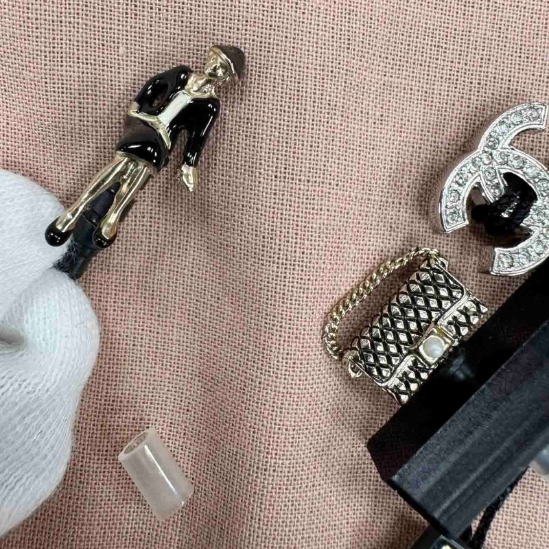 Chanel 全新未使用的手機叉-3