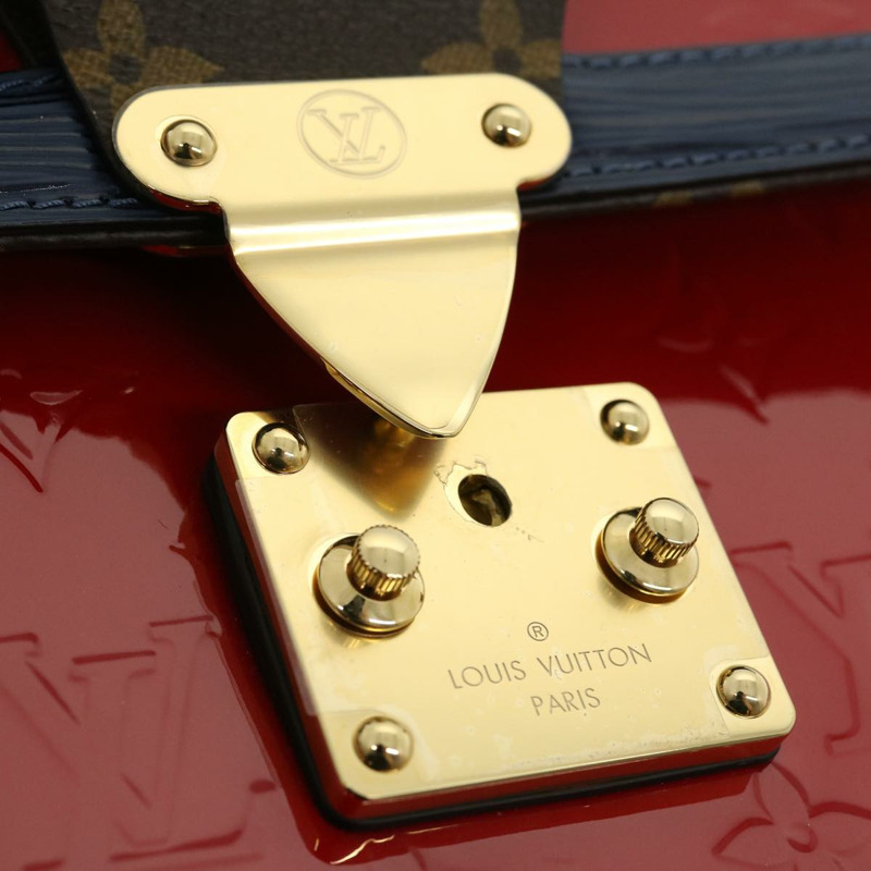 【日本直送】路易威登 Vernis Wynwood 肩背包 紅色 M90517 LV Auth lt554A-8