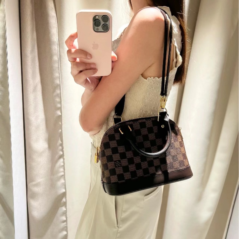 LV Alma BB 棋盤格-29