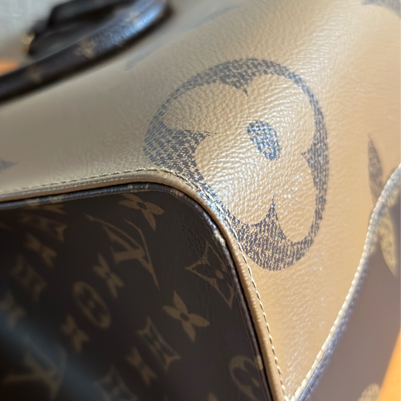 LV 老花 OnTheGo MM（中號）手提肩背兩用-12