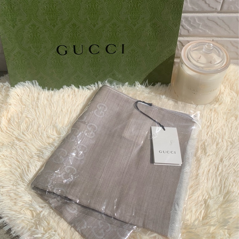 Gucci雙G燕麥色圍巾-0