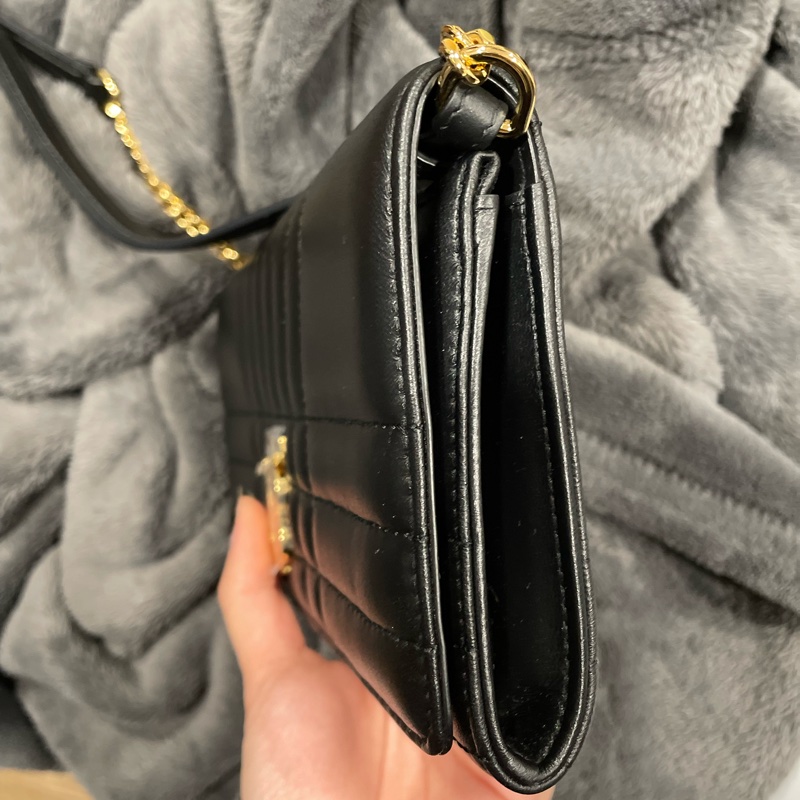 BURBERRY 經典Lola系列TB LOGO格紋绗缝小羊皮WOC斜背包(黑色)-6