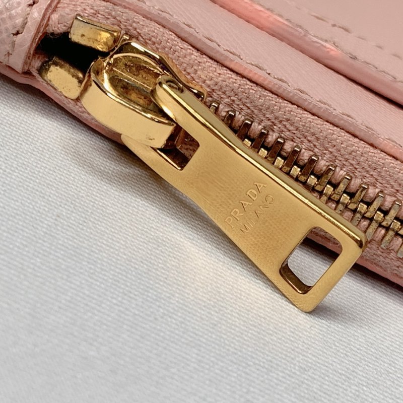 PRADA 防刮牛皮手拿單肩包-8