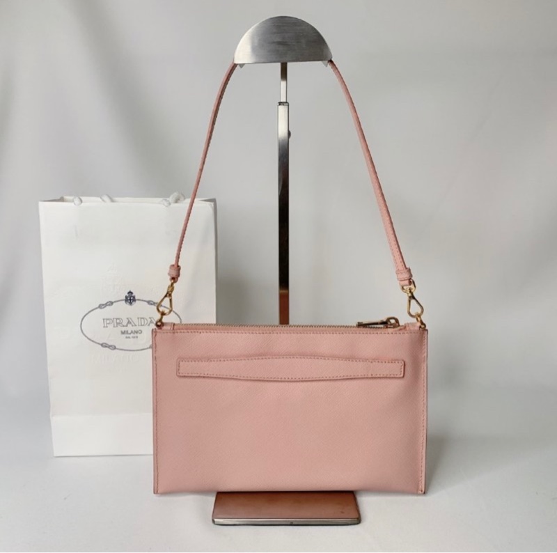 PRADA 防刮牛皮手拿單肩包-1