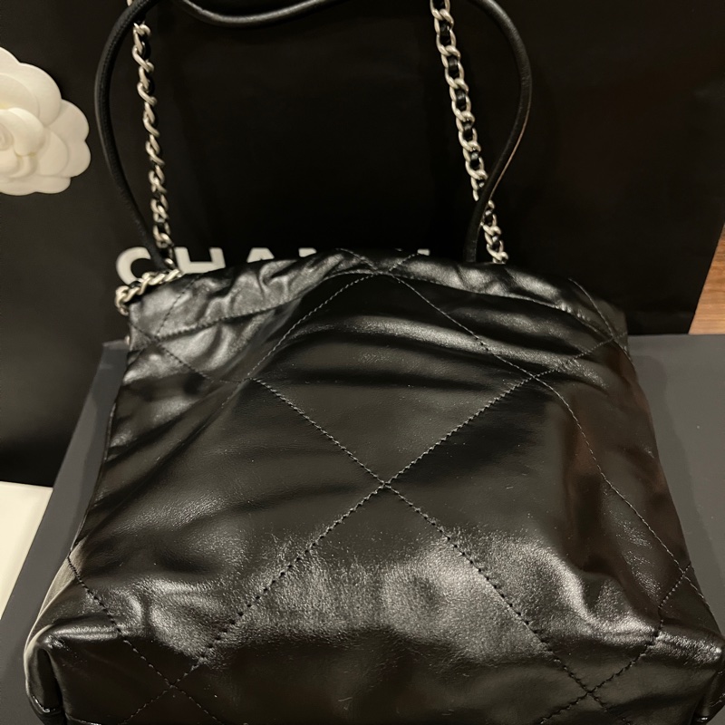 全新 CHANEL 22 mini bag 黑銀 可遇不可求-2