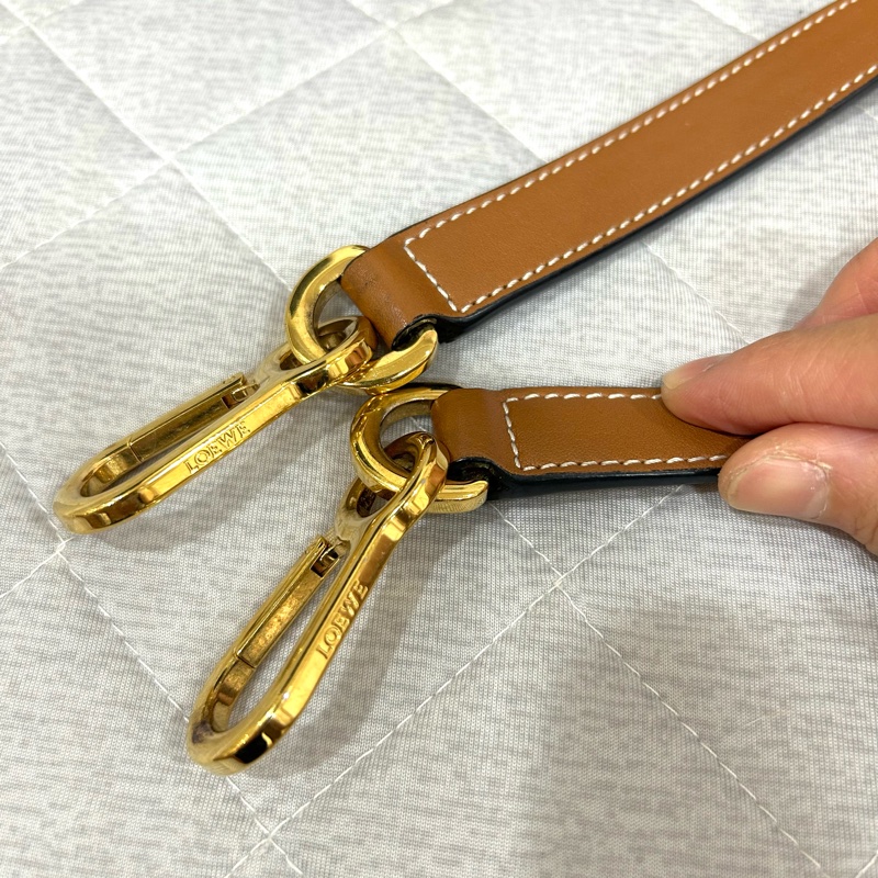 Loewe puzzle small 小號 焦糖棕 手提肩背兩用包 小牛皮-2