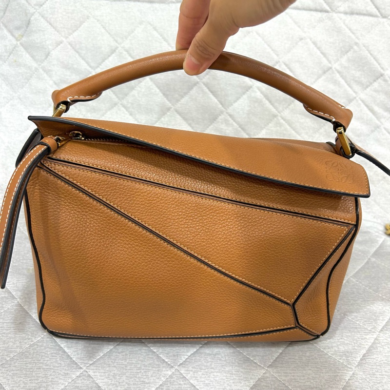 Loewe puzzle small 小號 焦糖棕 手提肩背兩用包 小牛皮-3