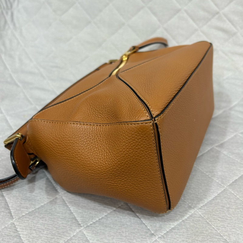 Loewe puzzle small 小號 焦糖棕 手提肩背兩用包 小牛皮-11