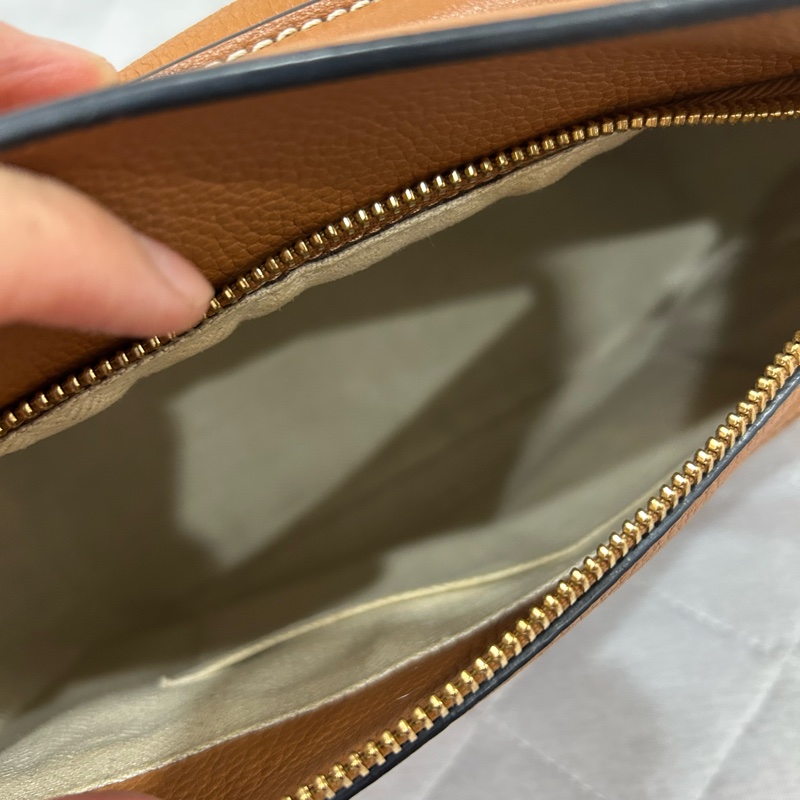 Loewe puzzle small 小號 焦糖棕 手提肩背兩用包 小牛皮-16