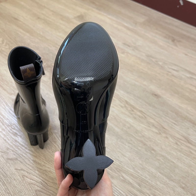 全新LV防水 短靴 雨靴 高跟 粗跟 37-10