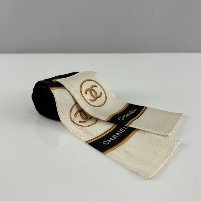 Chanel黑白金雙C字母logo絲巾 twilly-2
