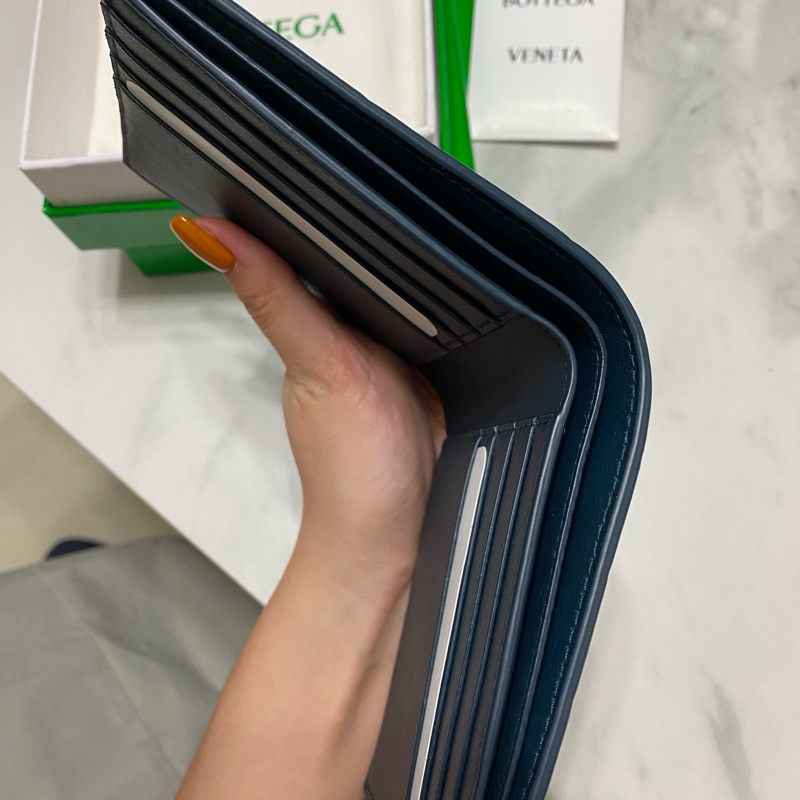 BOTTEGA VENETA黑色皮夾-2