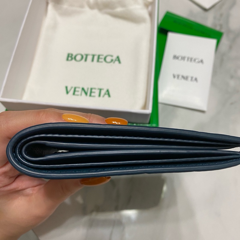 BOTTEGA VENETA黑色皮夾-9