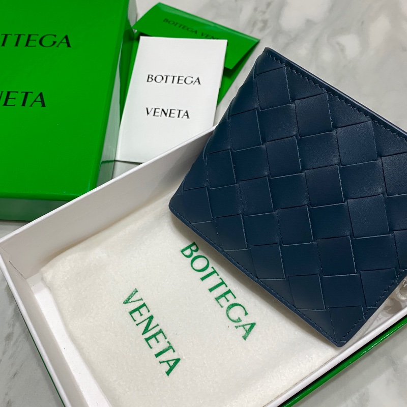 BOTTEGA VENETA黑色皮夾-12