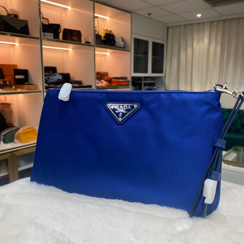 prada 尼龍小手包-0