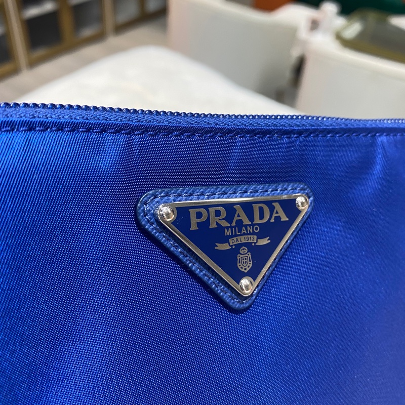 prada 尼龍小手包-7