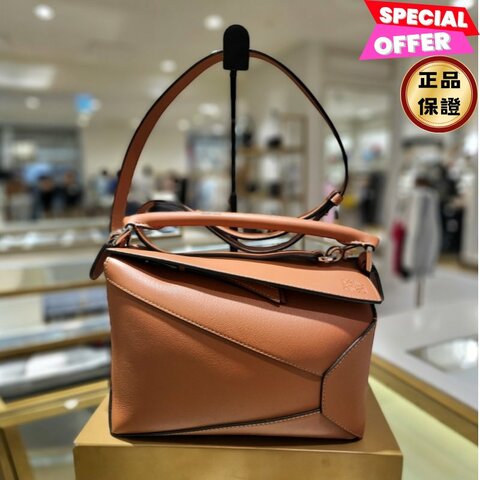 🛫早秋當季新品🛬 Loewe 小款 經典小牛皮 Edge Puzzle包 焦糖色
