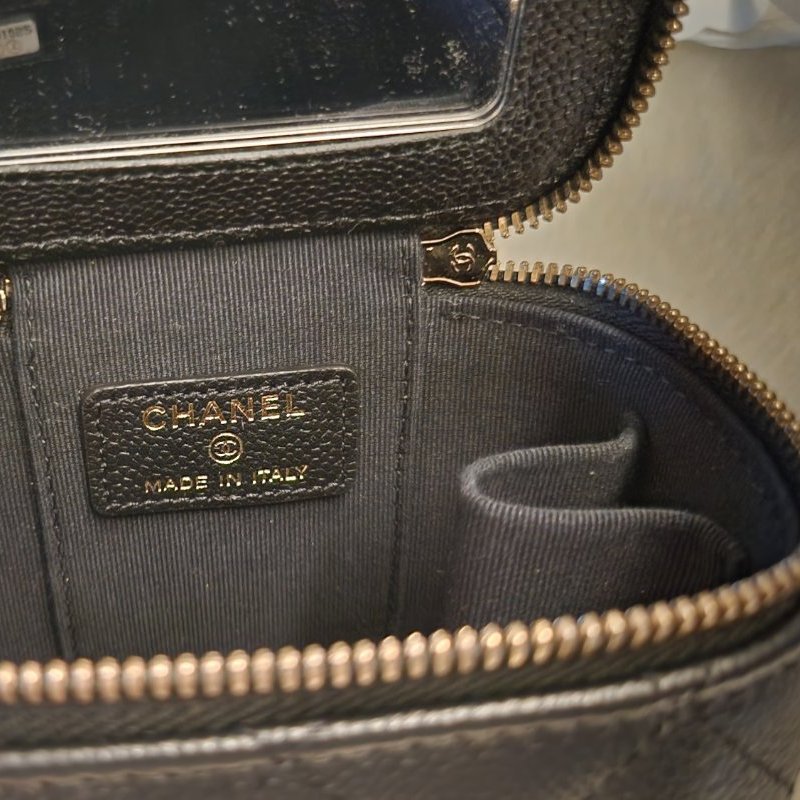 禮物💓~Chanel香奈兒經典菱格紋黑金荔枝牛皮迷你斜背化妝包/ 小盒子/ 方盒子/ 小方包/  盒子包/ 小廢包💓-11