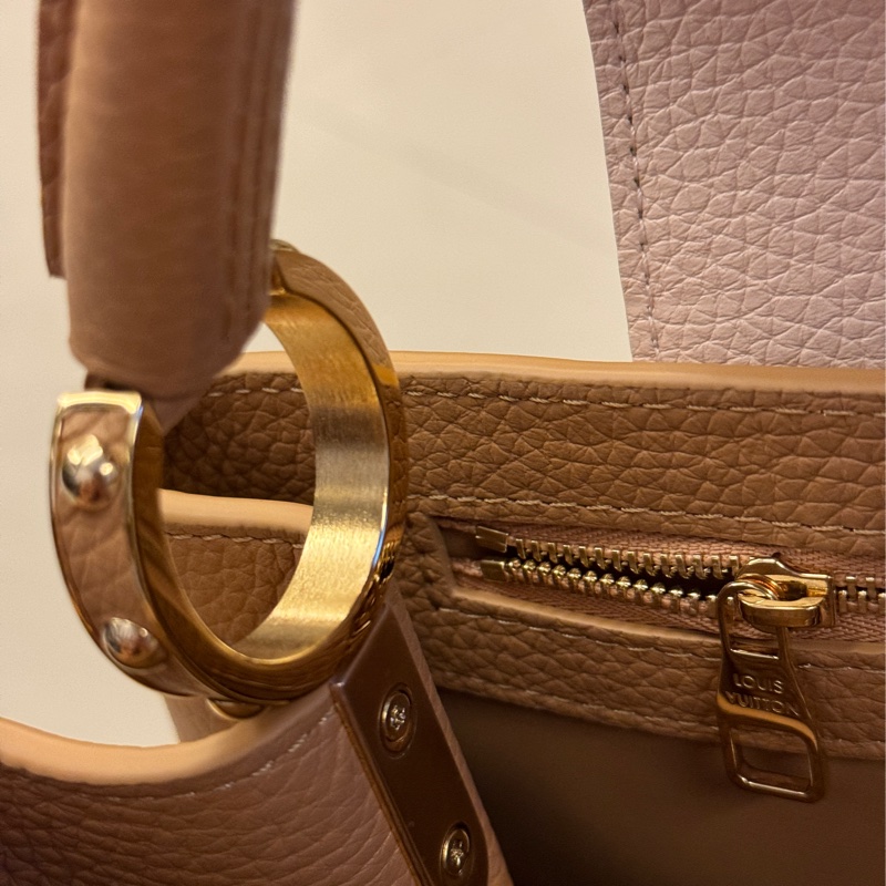 LV Capucines MM 手提肩背兩用包-22