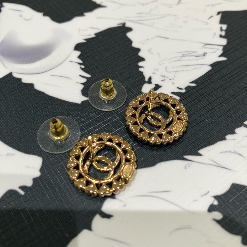 CHANEL 雙C耳環 心心耳環 MINI HEART AND CC LOGO EARRINGS-9