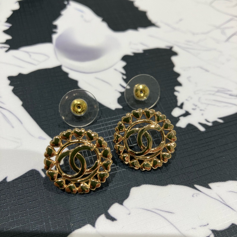 CHANEL 雙C耳環 心心耳環 MINI HEART AND CC LOGO EARRINGS-10