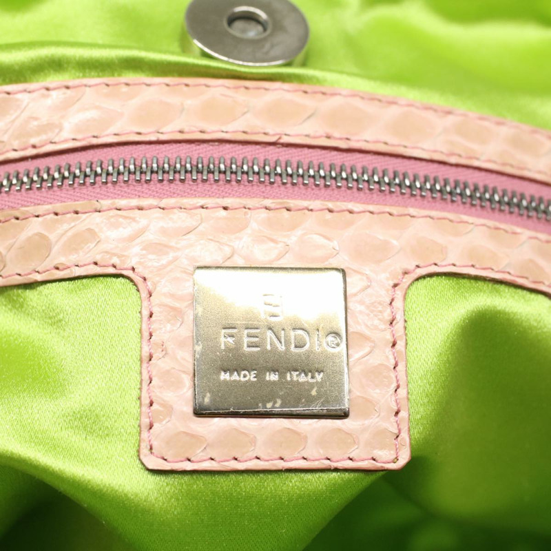 【日本直送】FENDI 沖孔手提包漆皮黃色正品 yk8587-9