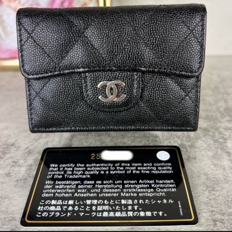香奈兒 Chanel 經典雙C銀扣 LOGO菱格荔枝紋牛皮 暗釦三折短夾 零錢包-2