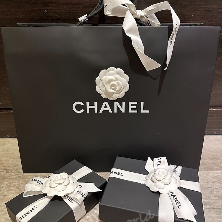 CHANEL新版香奈兒經典銀釦卡片夾/零錢包-4